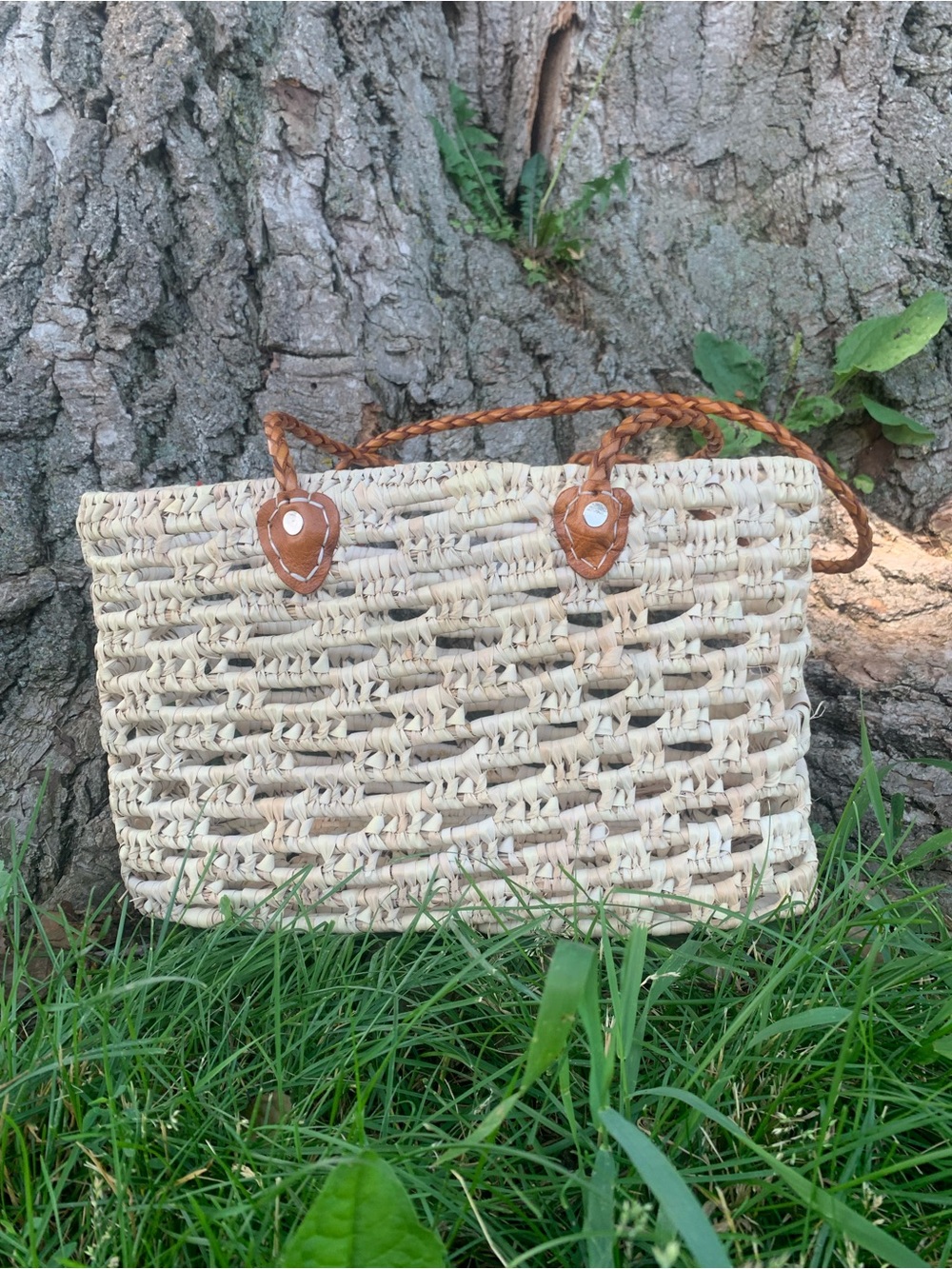 NWT Handwoven picnic basket bag- wicker basket -tote bag - beach bag basket - Picture 4 of 15